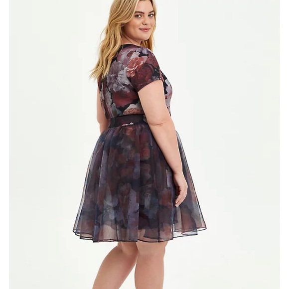 Torrid Size 2 Floral Convertible Organza Scuba Skater 2 Piece Dress Set NWT - Picture 3 of 9